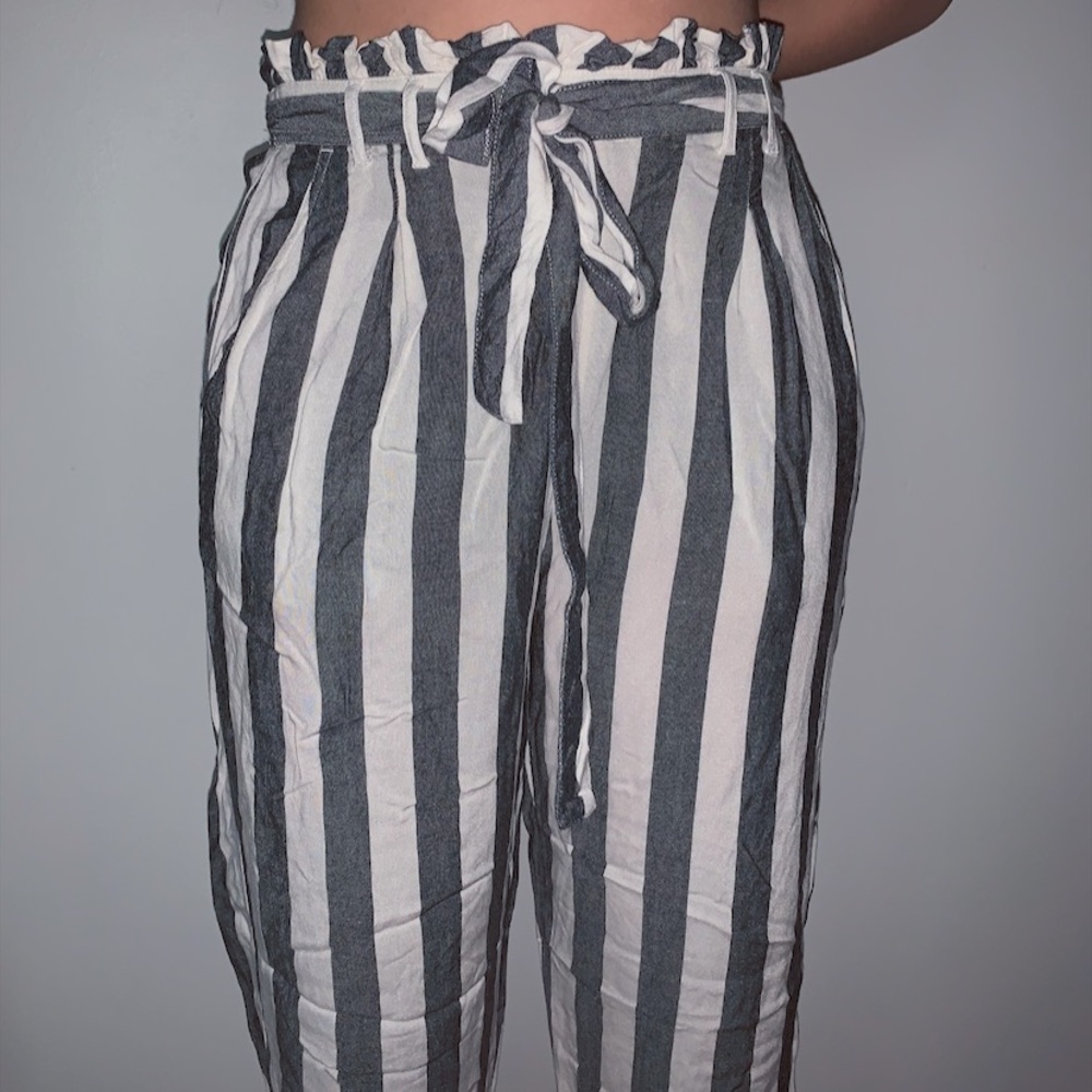 American Eagle Blue & White Striped PaperBag Pants